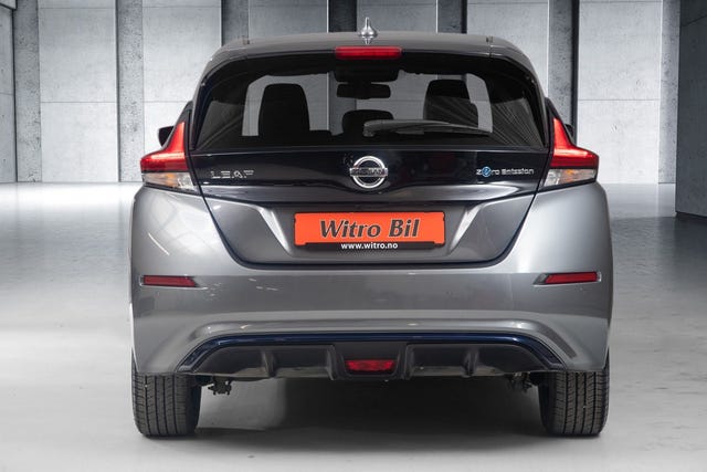 2022 NISSAN LEAF - 9