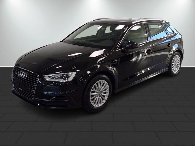 2016 AUDI A3 - 1