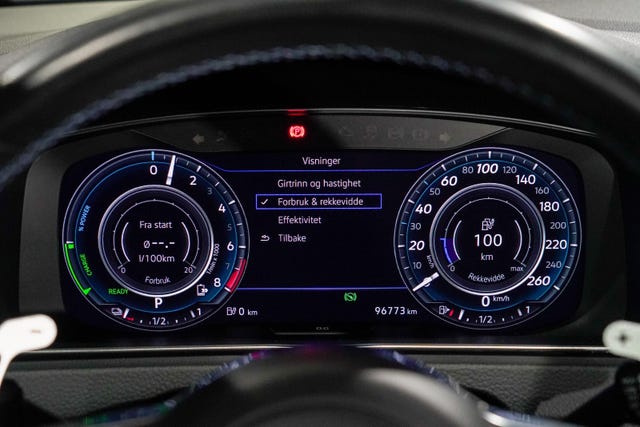 2018 VOLKSWAGEN GOLF - 42