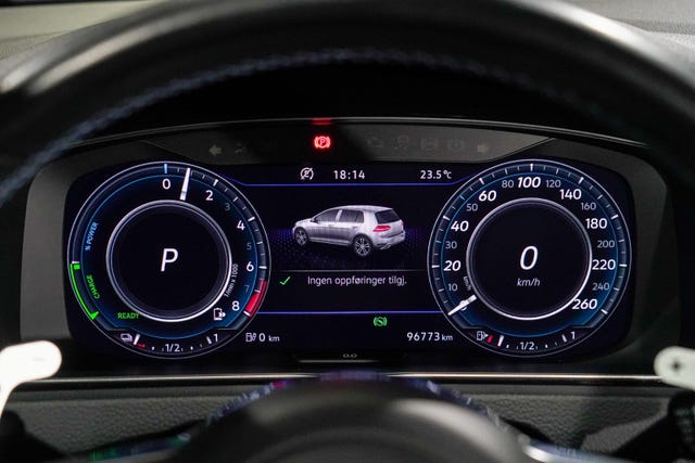 2018 VOLKSWAGEN GOLF - 46