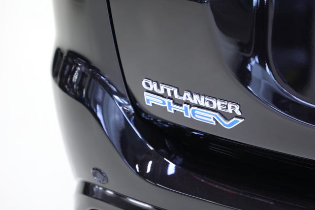 2020 MITSUBISHI OUTLANDER - 9