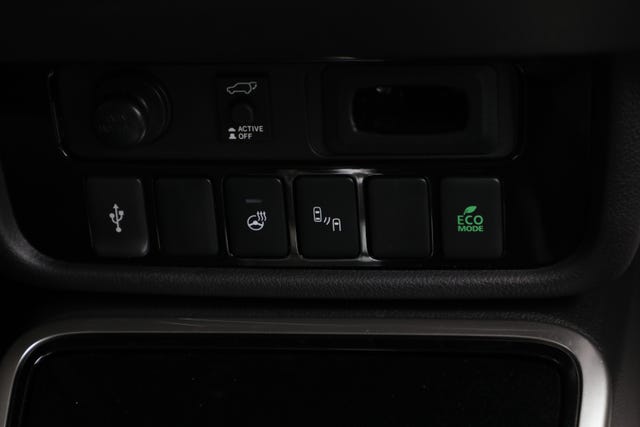 2020 MITSUBISHI OUTLANDER - 19