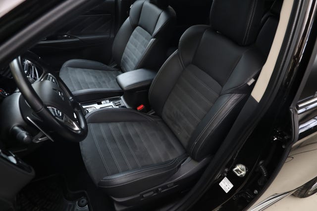 2020 MITSUBISHI OUTLANDER - 27