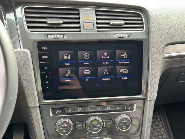 2019 VOLKSWAGEN GOLF - 18