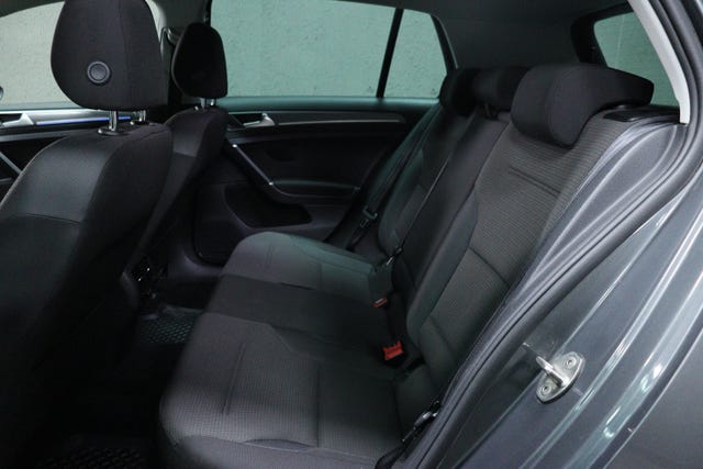 2018 VOLKSWAGEN GOLF - 19