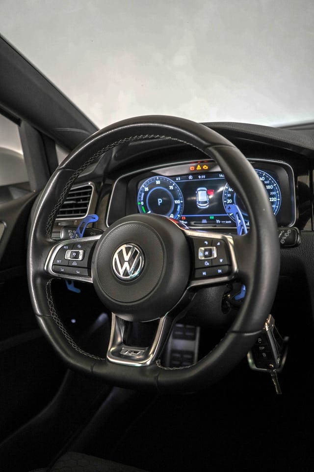2018 VOLKSWAGEN GOLF - 22