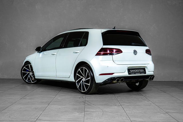 WVWZZZAUZJW800401 2018 VOLKSWAGEN GOLF-4