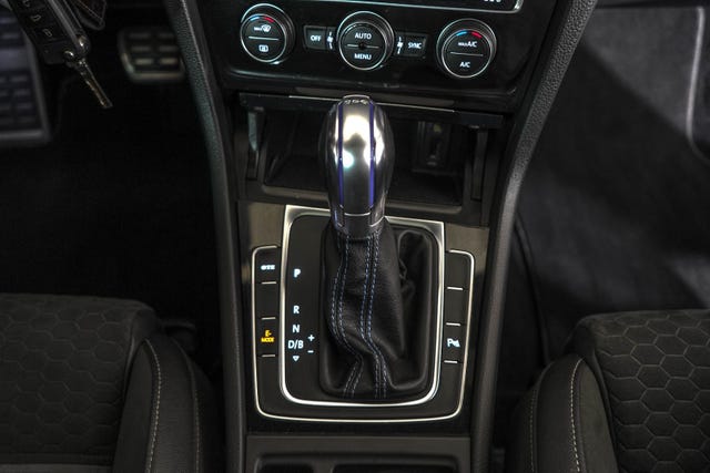 2018 VOLKSWAGEN GOLF - 29
