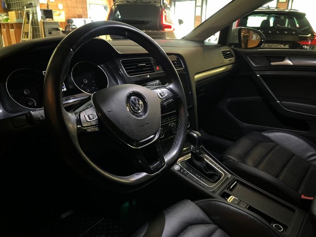 2019 VOLKSWAGEN GOLF - 17