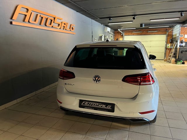 2019 VOLKSWAGEN GOLF - 11