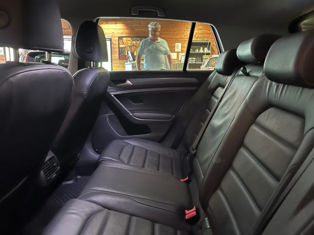2019 VOLKSWAGEN GOLF - 25