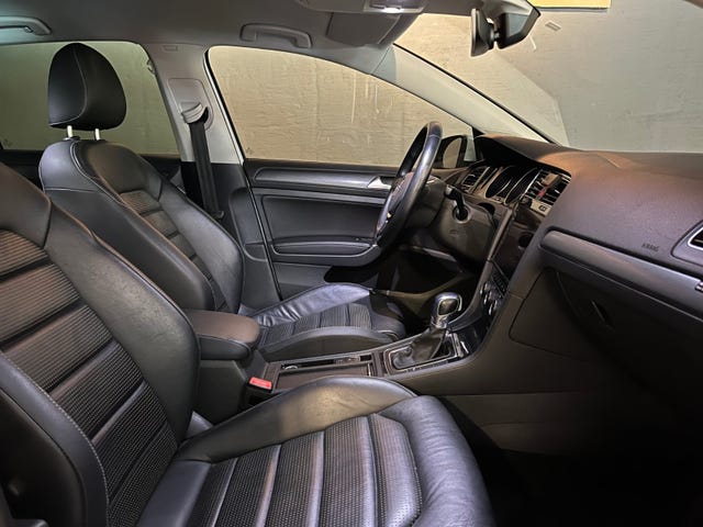 2019 VOLKSWAGEN GOLF - 21