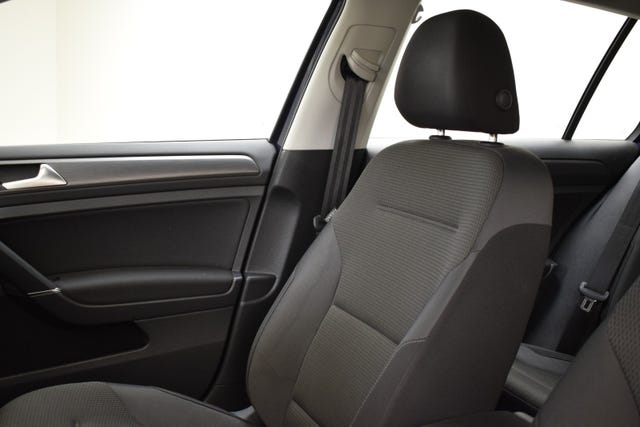 2019 VOLKSWAGEN GOLF - 41