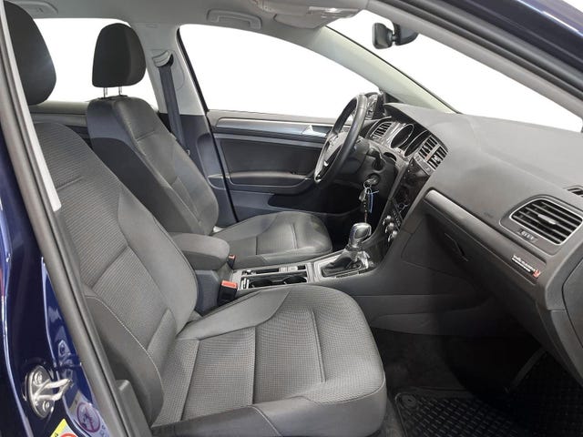 2019 VOLKSWAGEN GOLF - 23