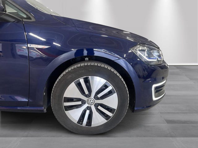 2019 VOLKSWAGEN GOLF - 24