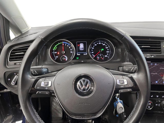 2019 VOLKSWAGEN GOLF - 9