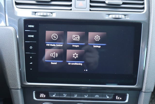 2019 VOLKSWAGEN GOLF - 15