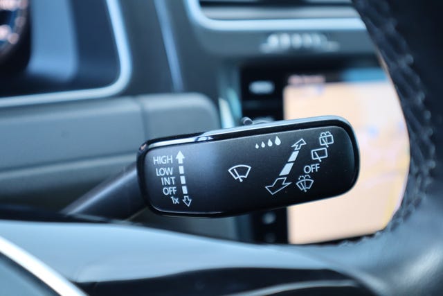 2019 VOLKSWAGEN GOLF - 11