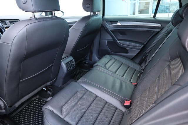 2019 VOLKSWAGEN GOLF - 27