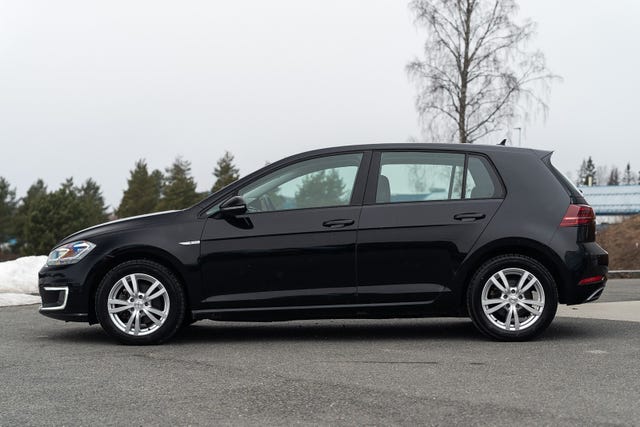 WVWZZZAUZK8903853 2019 VOLKSWAGEN GOLF-4