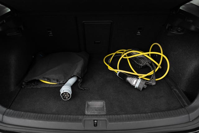 2019 VOLKSWAGEN GOLF - 12