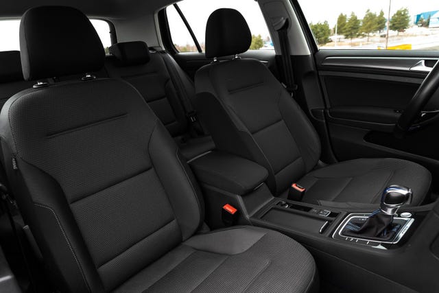 2019 VOLKSWAGEN GOLF - 16