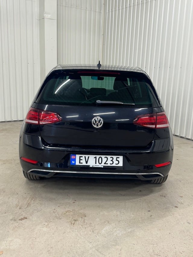 WVWZZZAUZJ8909974 2018 VOLKSWAGEN GOLF-4