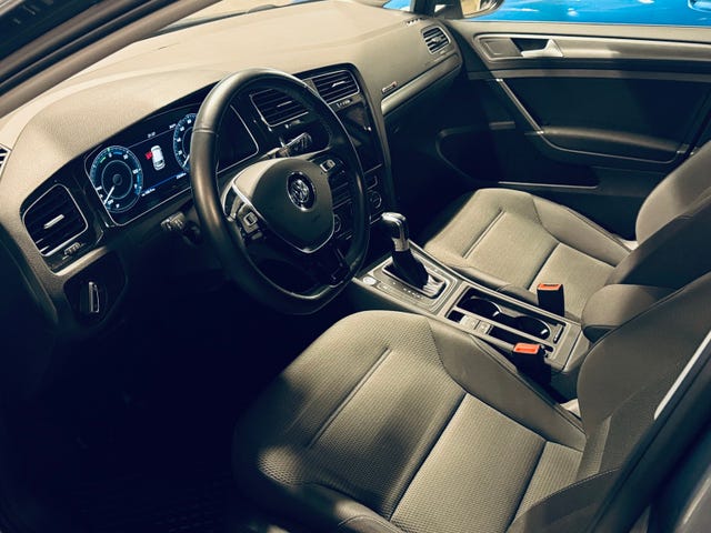 WVWZZZAUZK8910744 2019 VOLKSWAGEN GOLF-4