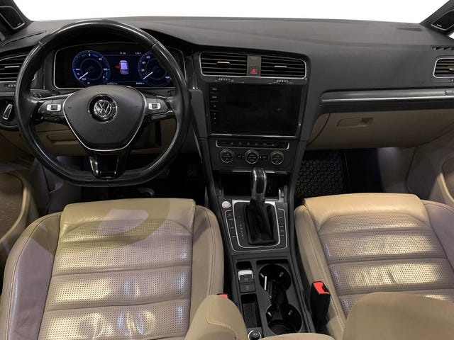 2018 VOLKSWAGEN GOLF - 8