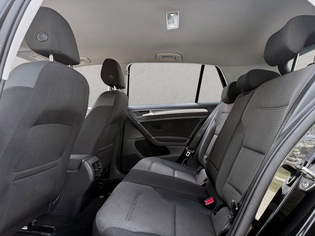2018 VOLKSWAGEN GOLF - 16
