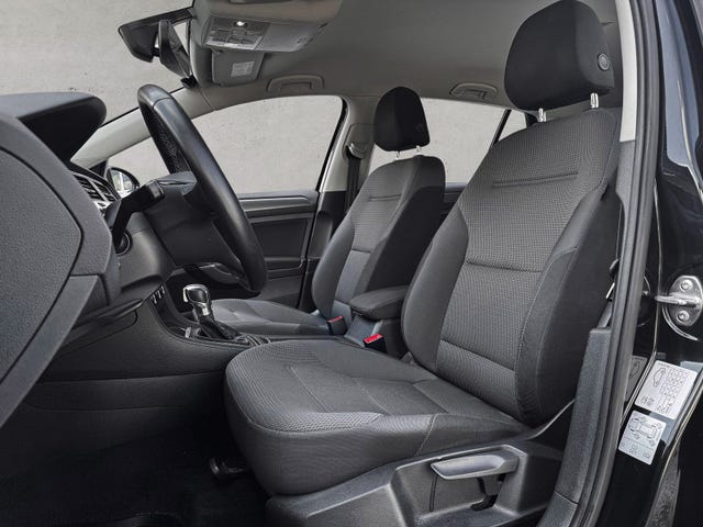 2018 VOLKSWAGEN GOLF - 10