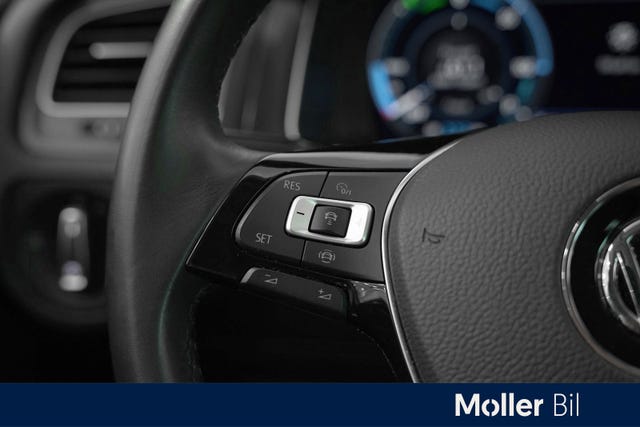 2019 VOLKSWAGEN GOLF - 13