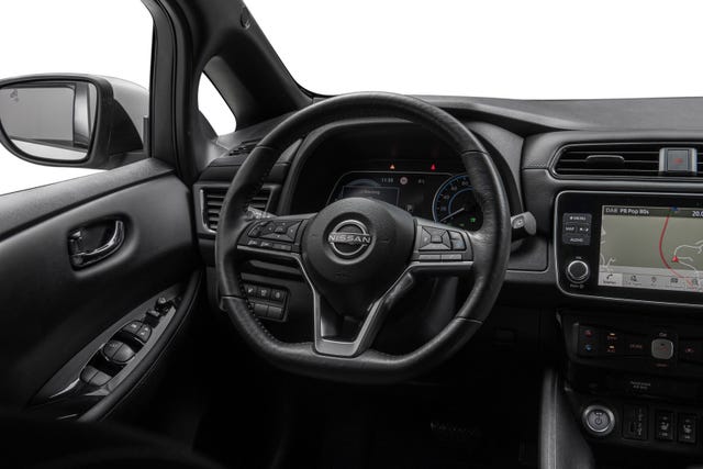 2022 NISSAN LEAF - 14