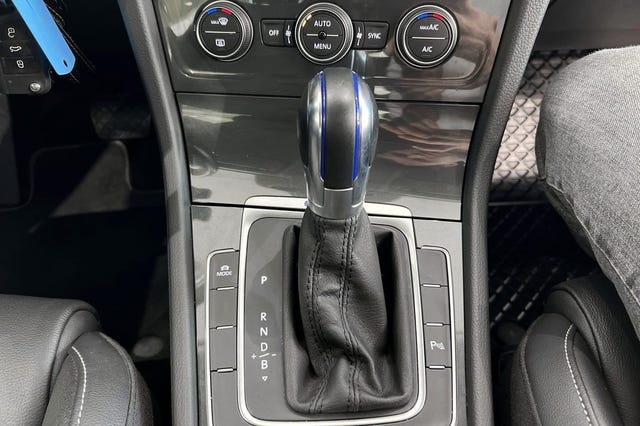 2018 VOLKSWAGEN GOLF - 21