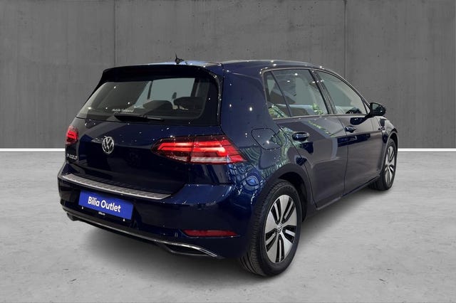 WVWZZZAUZJ8910894 2018 VOLKSWAGEN GOLF-4