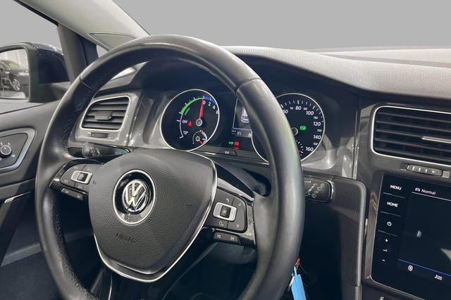 2018 VOLKSWAGEN GOLF - 22