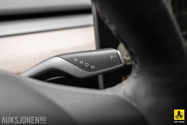 2022 TESLA MODEL 3 - 25