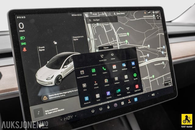 2022 TESLA MODEL 3 - 29