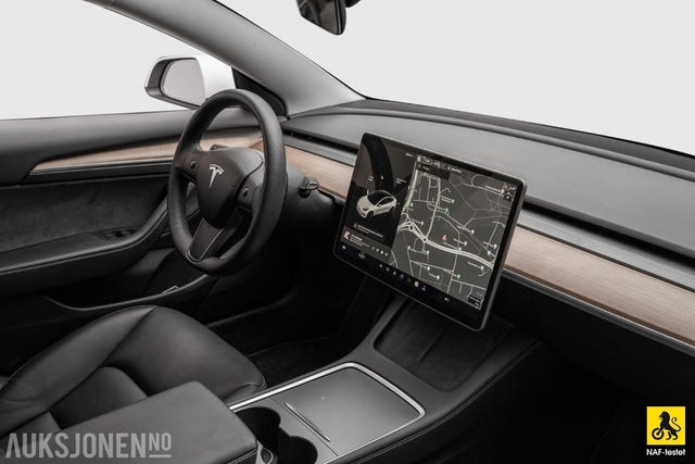 2022 TESLA MODEL 3 - 39