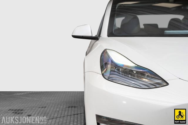 2022 TESLA MODEL 3 - 8