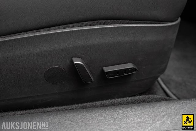 2022 TESLA MODEL 3 - 36