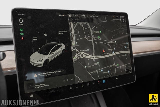 2022 TESLA MODEL 3 - 26
