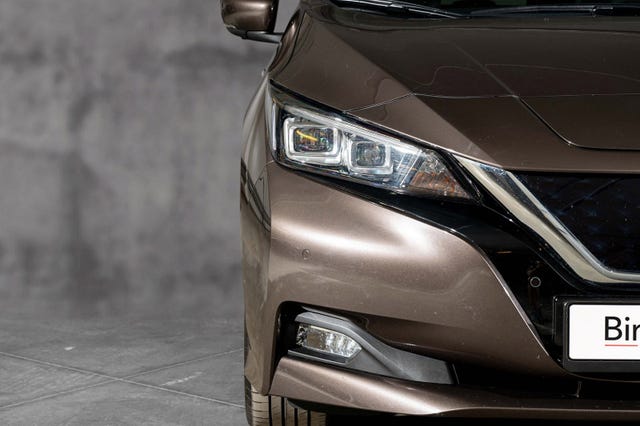 2022 NISSAN LEAF - 7