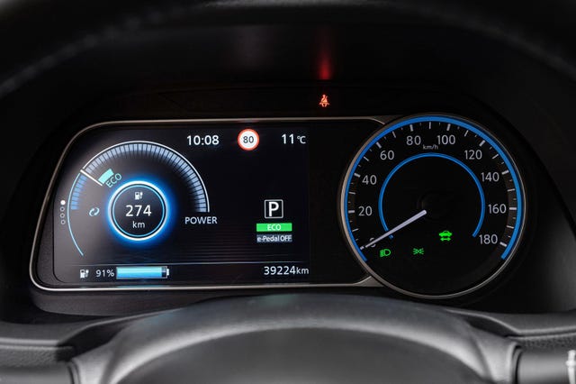 2022 NISSAN LEAF - 14
