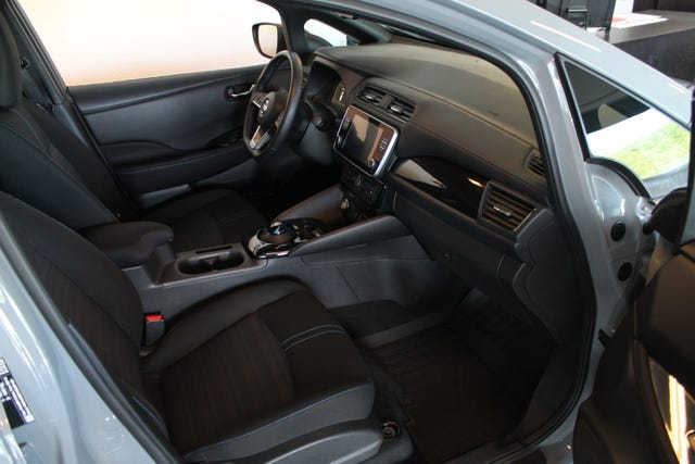 SJNFAAZE1U0157893 2022 NISSAN LEAF-5