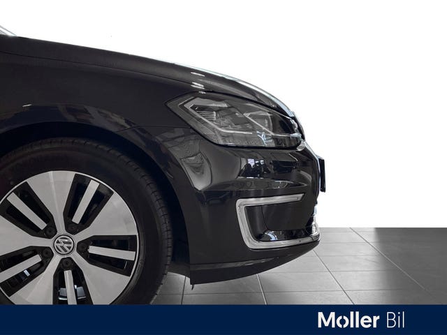 WVWZZZAUZJ8906680 2018 VOLKSWAGEN GOLF-1