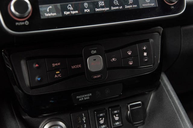 2021 NISSAN LEAF - 18
