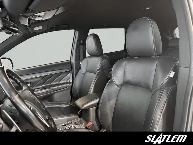 2020 MITSUBISHI OUTLANDER - 13