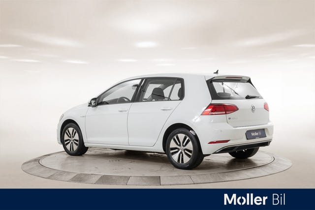 WVWZZZAUZK8901860 2019 VOLKSWAGEN GOLF-2