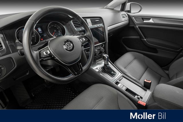 2019 VOLKSWAGEN GOLF - 16